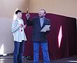 48 589x480 - (44067 bytes)